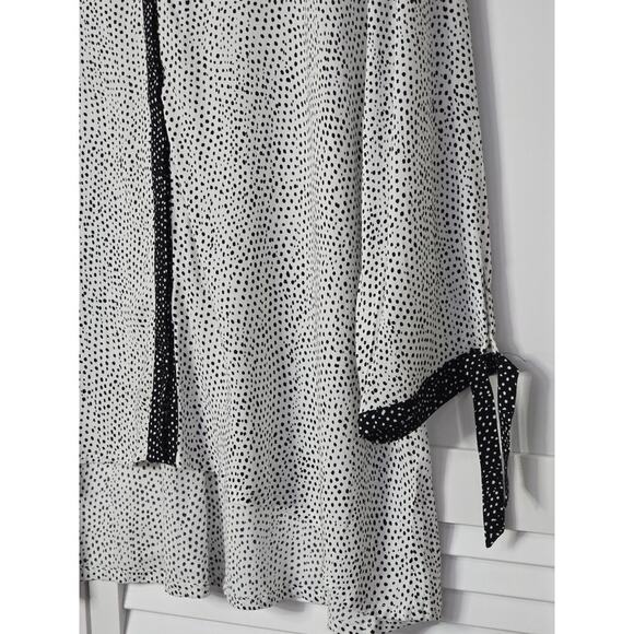 Habitat "Livable" Black & White Tiny Dot Tunic VNeck NWT Style # 33889 Size L - Picture 2 of 7